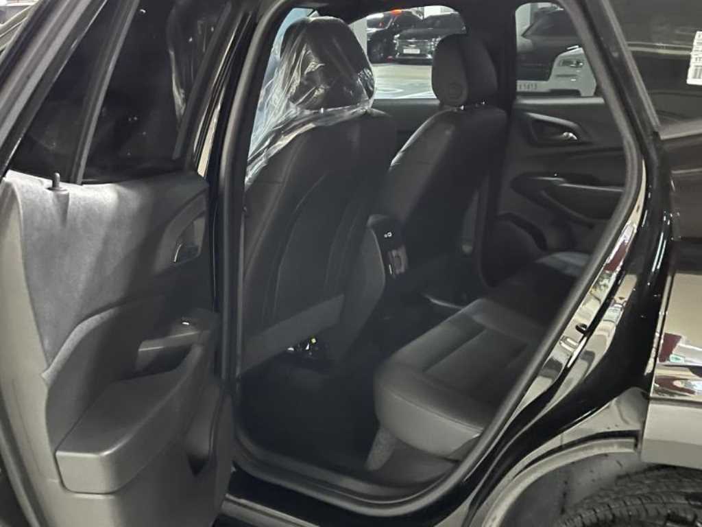 Chevrolet Trax - Vista 8