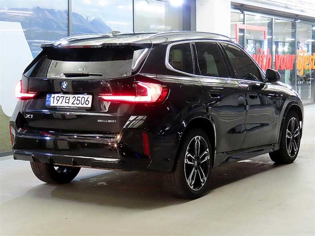 BMW X1 - Vista 4