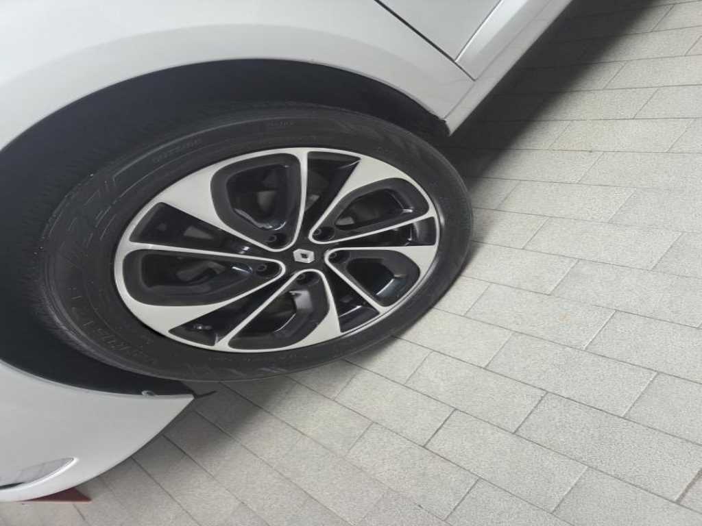 SAMSUNG SM3 - Vista 5