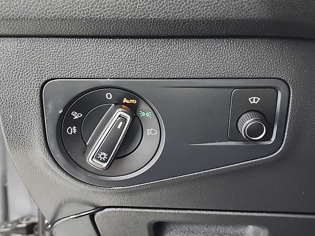 Volkswagen Tiguan 2022 Plateado - Importación desde Corea - HF Imports Iquique - Foto 18