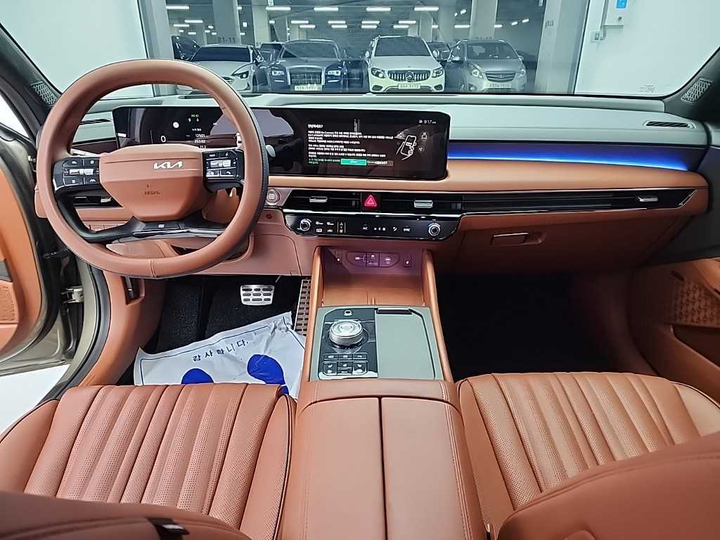 KIA K8 - Vista 7