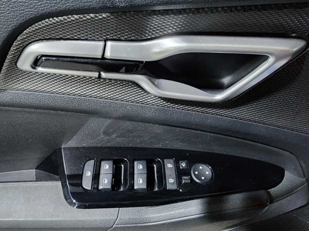 KIA Sportage - Vista 11