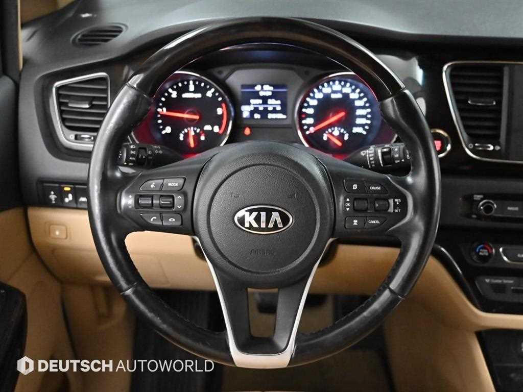 KIA Carnival 2019 Negro - Importación desde Corea - HF Imports Iquique - Foto 13
