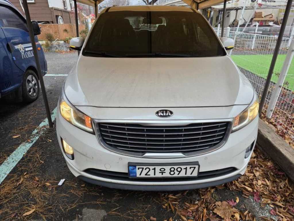 KIA Carnival 2018 Blanco - Importación desde Corea - HF Imports Iquique - Foto 1