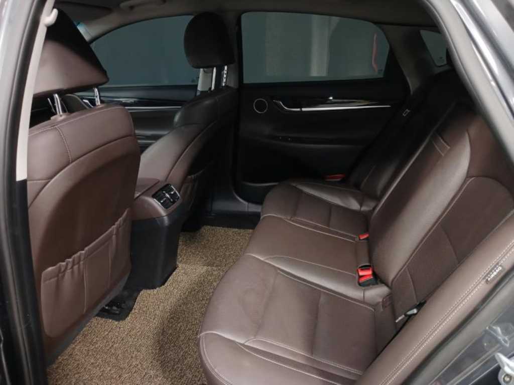 HYUNDAI Grandeur - Vista 8