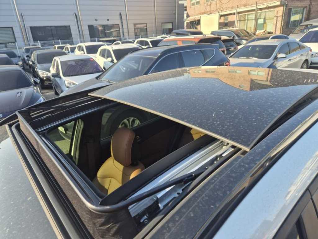 KIA Sportage - Vista 5