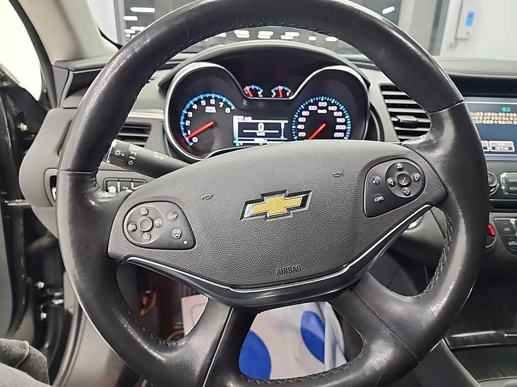 Chevrolet Impala - Vista 9