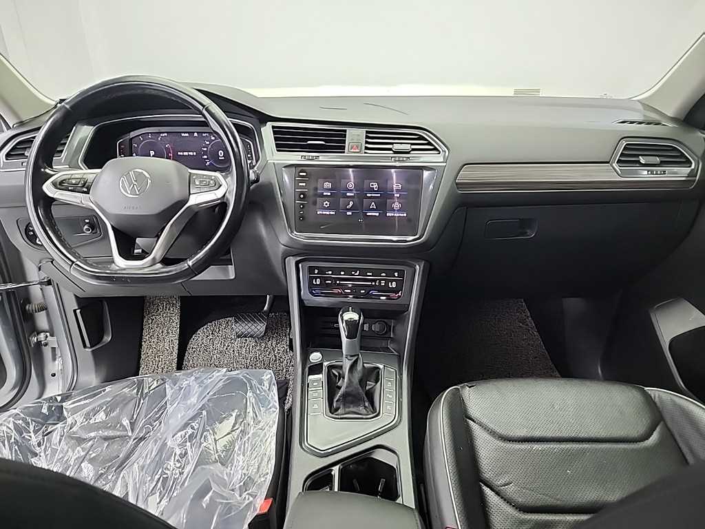 Volkswagen Tiguan - Vista 7