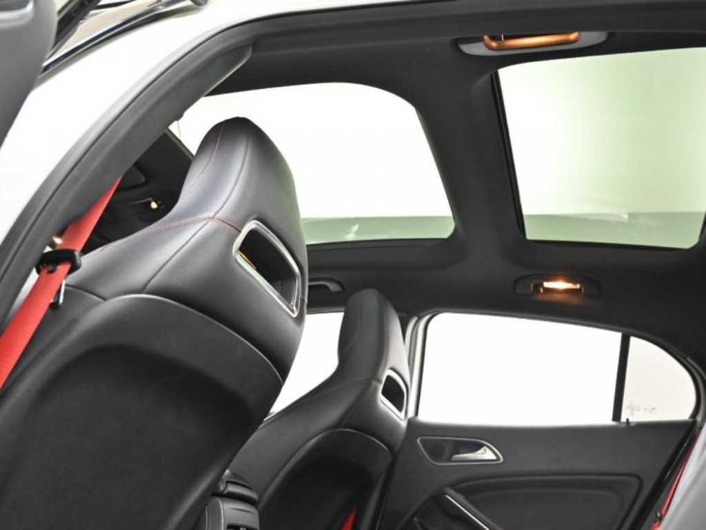 Mercedes Benz GLA Class 2017 - Importación desde Corea - HF Imports Iquique - Foto 19