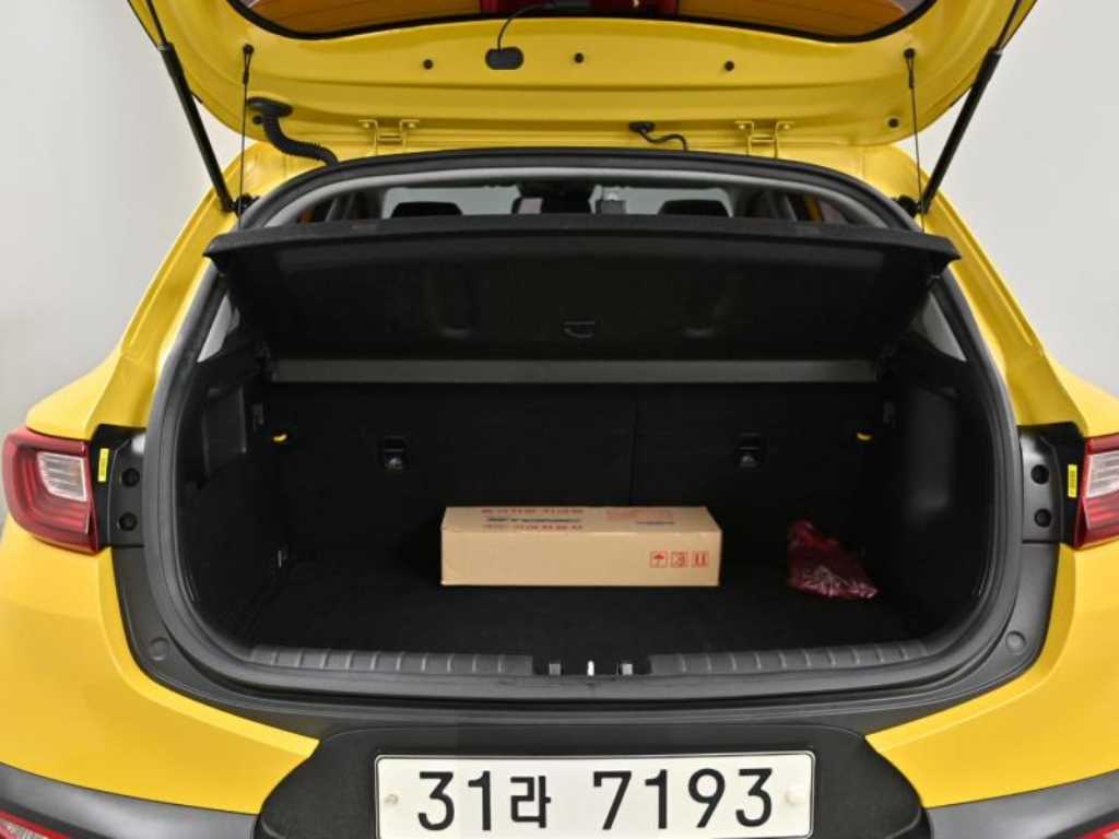 KIA Stonic 2018 Amarillo - Importación desde Corea - HF Imports Iquique - Foto 20