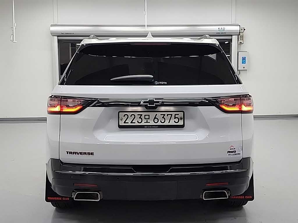 Chevrolet Travers - Vista 3