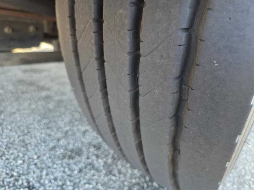 medium and large cargo Cargo - Vista 11