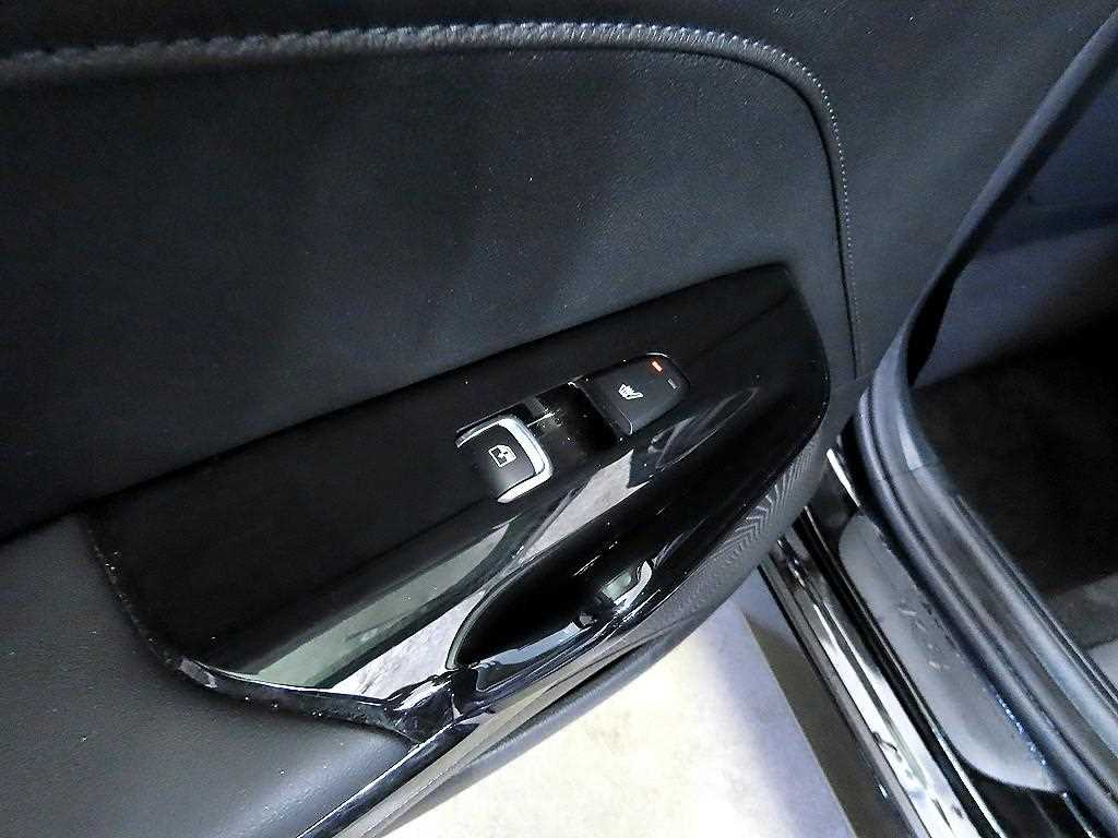 KIA K5 2022 Negro - Importación desde Corea - HF Imports Iquique - Foto 16