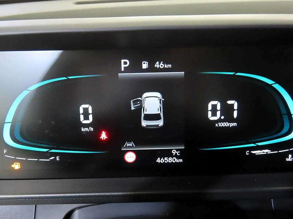 HYUNDAI Casper - Vista 9