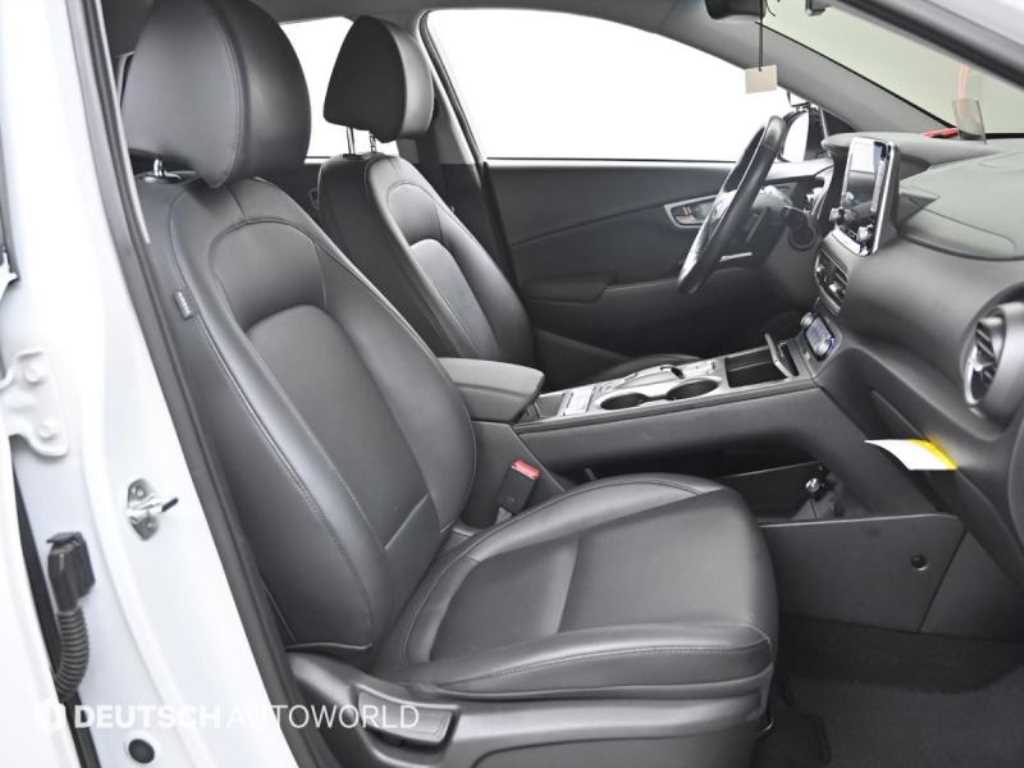 HYUNDAI Kona - Vista 10