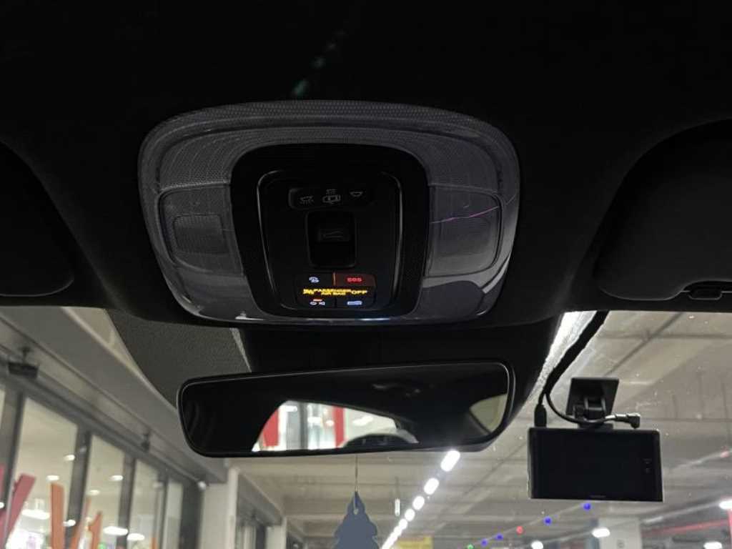 HYUNDAI Avante - Vista 6