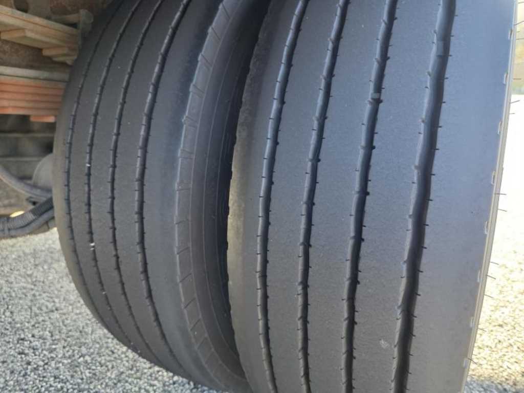 medium and large cargo Cargo - Vista 10