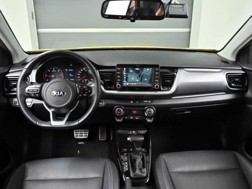 KIA Stonic - Vista 7