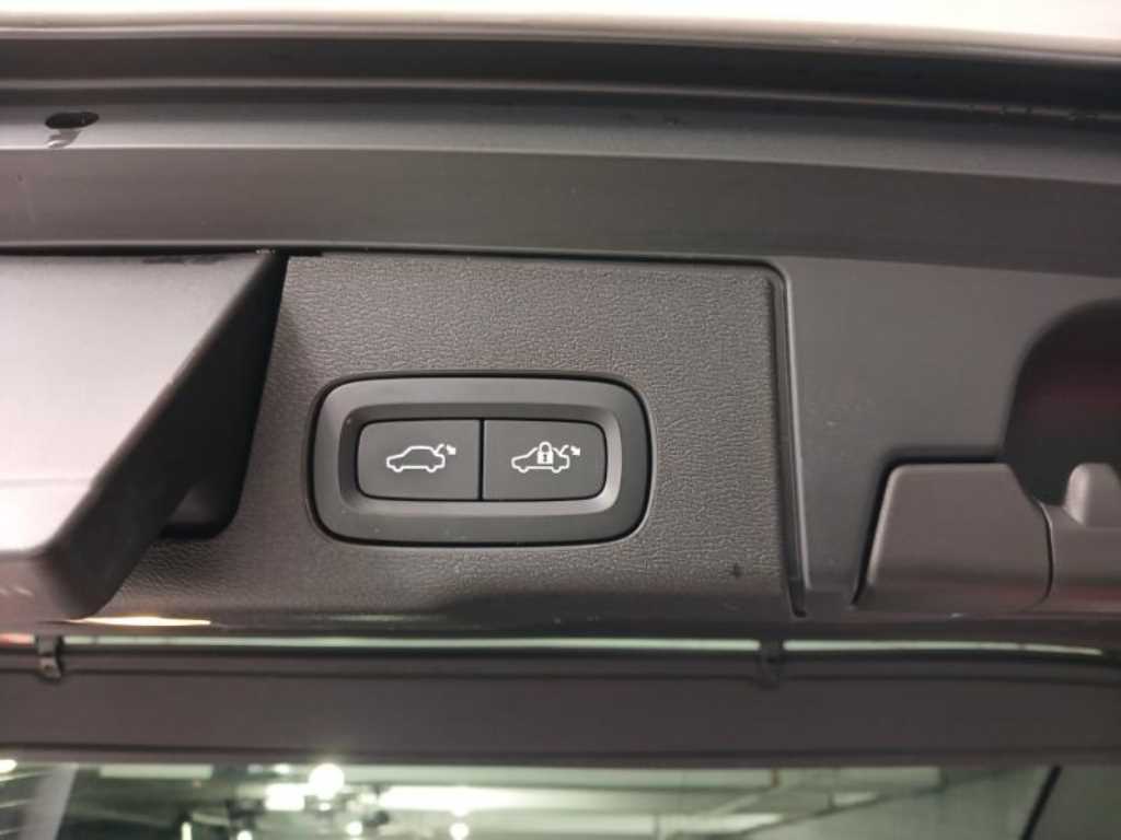 Volvo XC60 2022 Blanco - Importación desde Corea - HF Imports Iquique - Foto 17