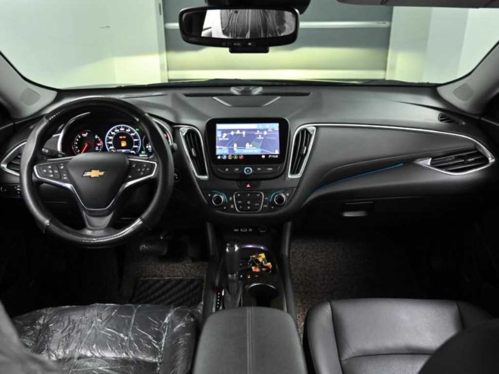 Chevrolet Malibu - Vista 7