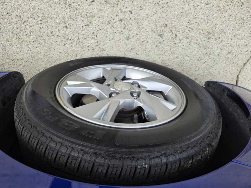 HYUNDAI Avante - Vista 6