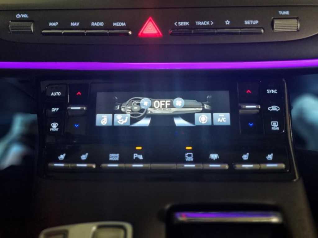 HYUNDAI Grandeur - Vista 10