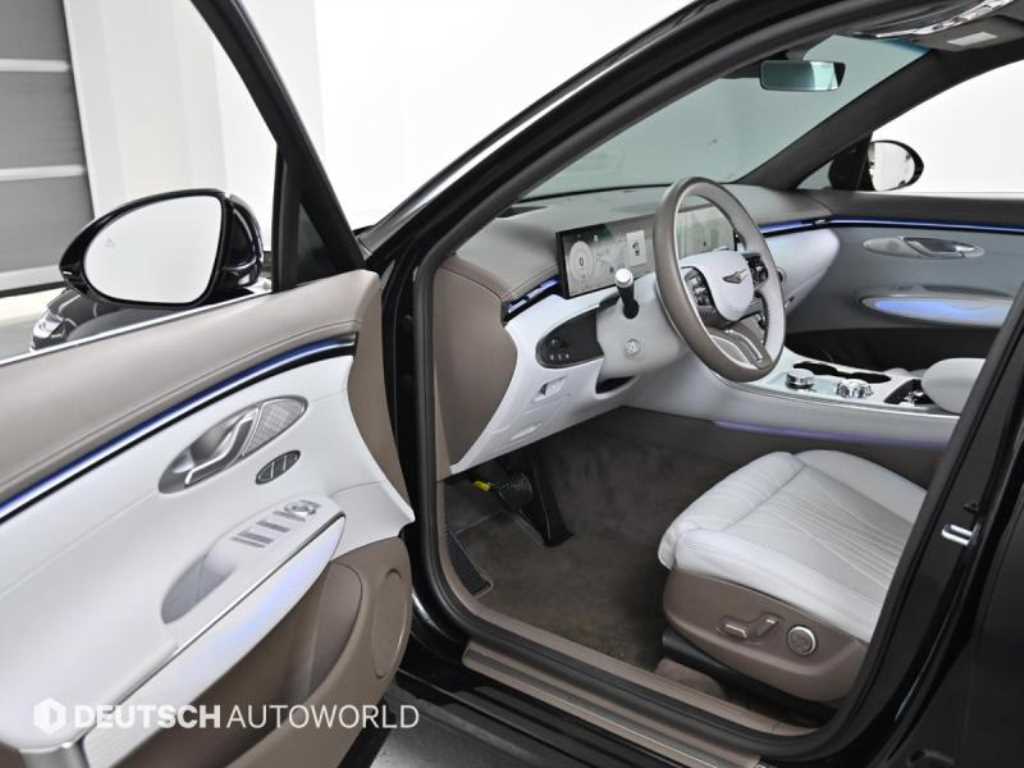 Genesis GV70 - Vista 11