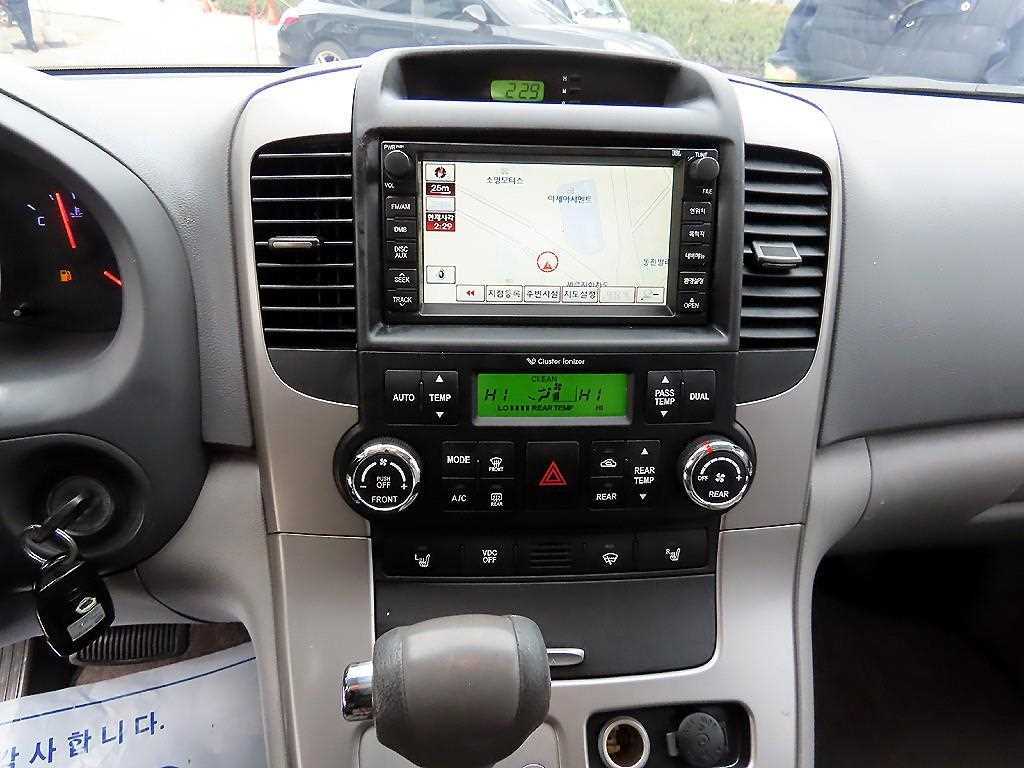 KIA Carnival 2014 Gris - Importación desde Corea - HF Imports Iquique - Foto 14