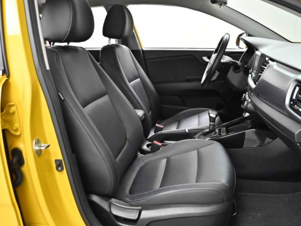 KIA Stonic - Vista 10