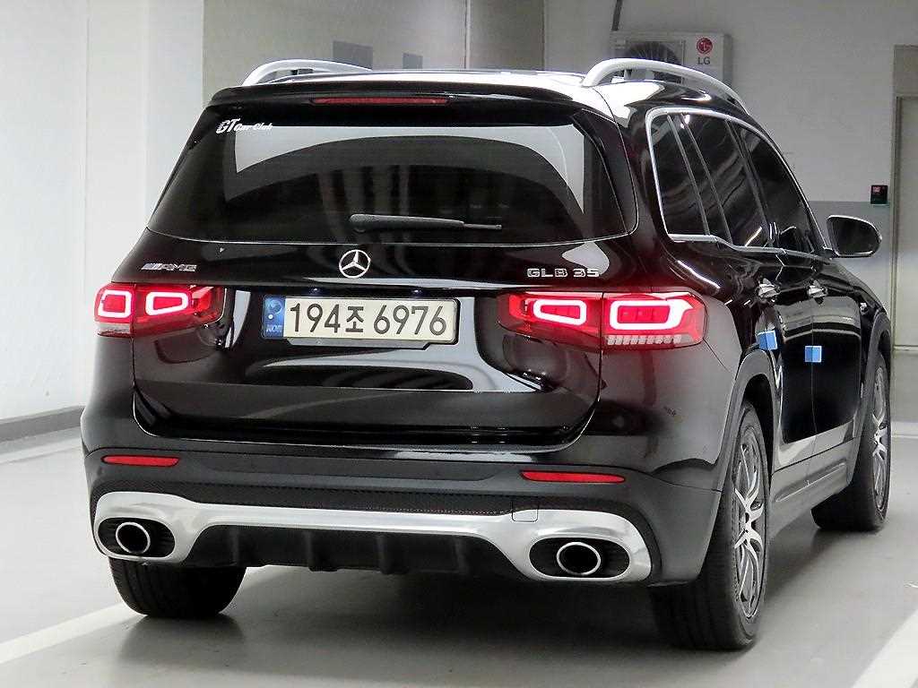 Mercedes Benz GLB Class - Vista 4