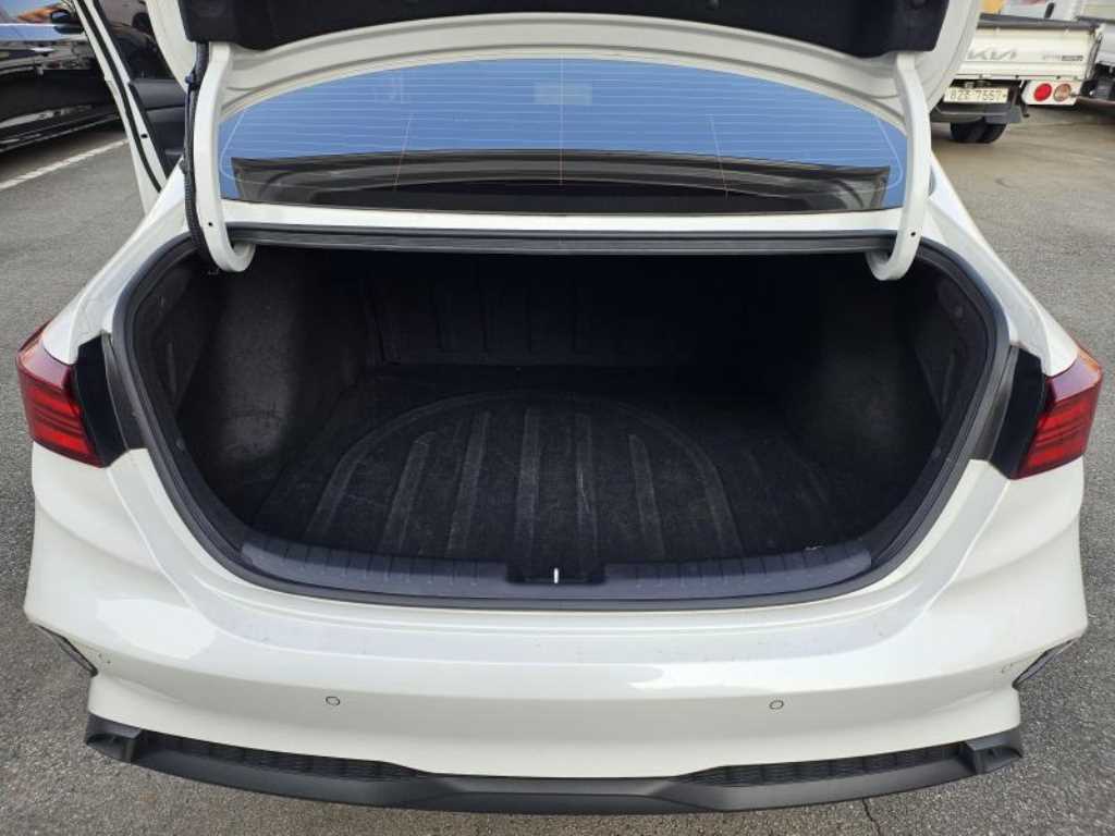 KIA K3 2022 Blanco - Importación desde Corea - HF Imports Iquique - Foto 19