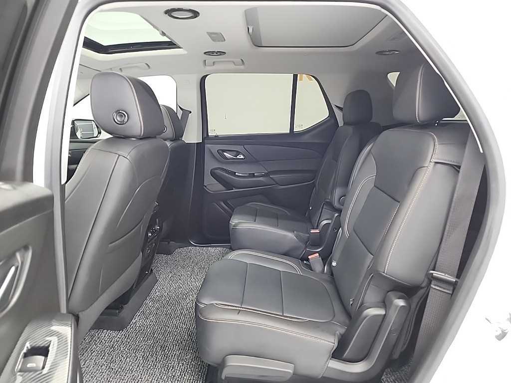 Chevrolet Travers - Vista 11