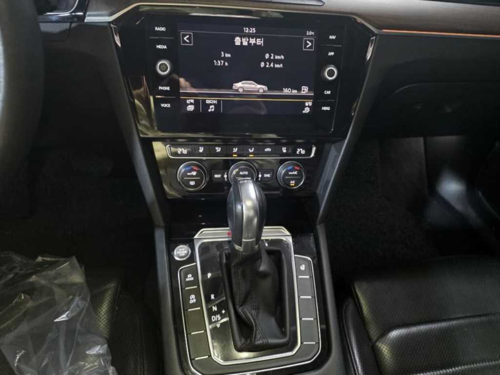 Volkswagen Passat - Vista 9