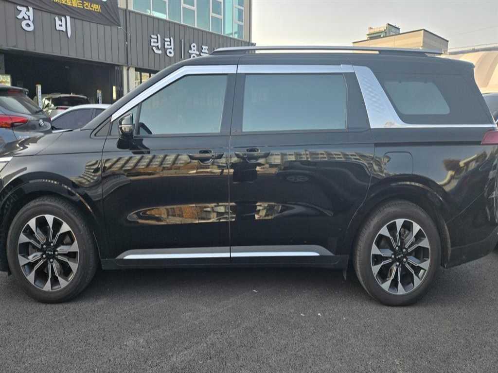 KIA Carnival - Vista 2