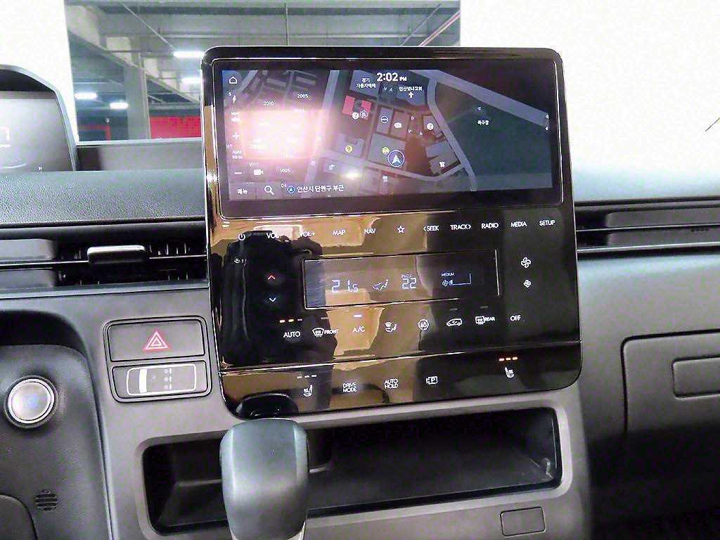 HYUNDAI Staria - Vista 12