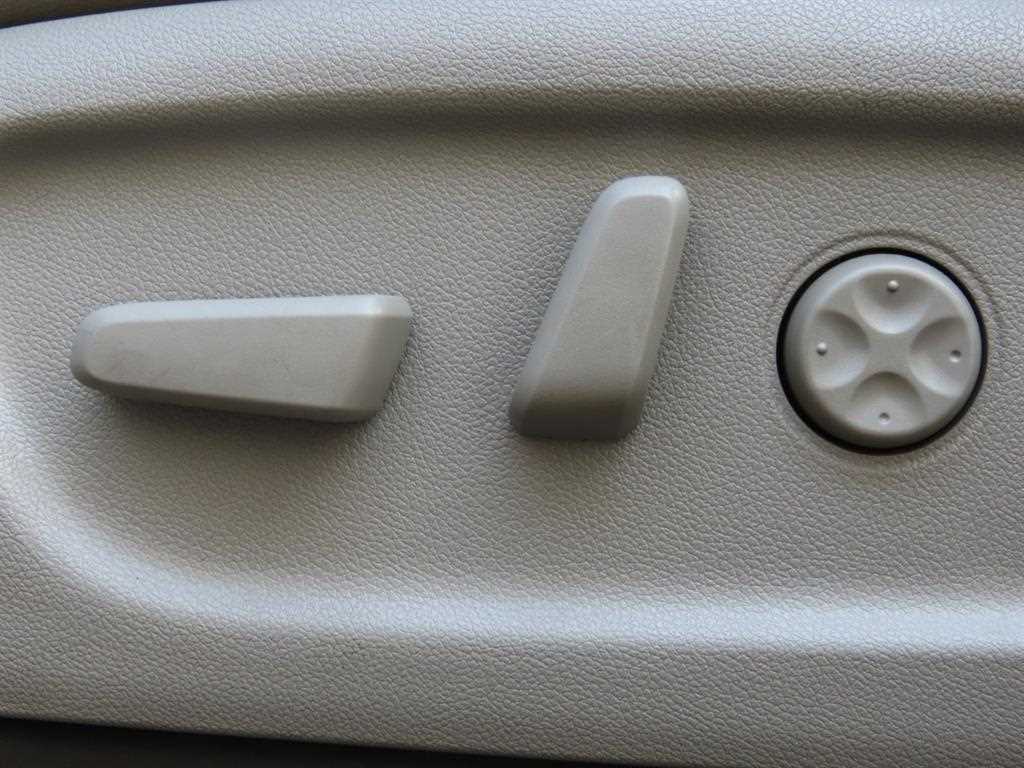 KIA Carnival - Vista 8