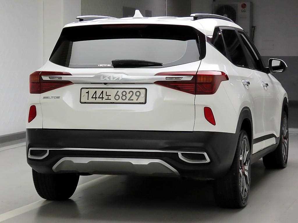 KIA Seltos - Vista 4