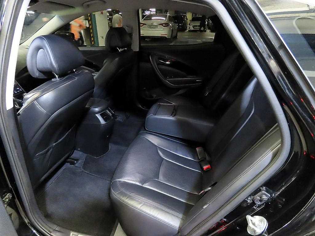 HYUNDAI Grandeur - Vista 7