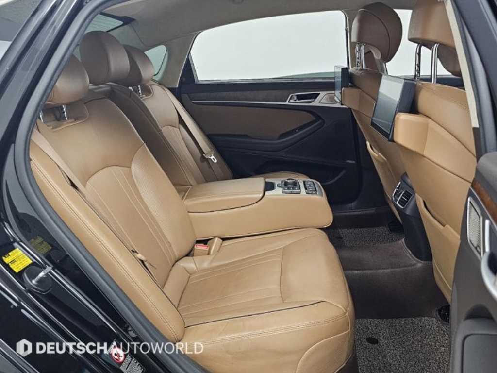 Genesis G80 - Vista 12