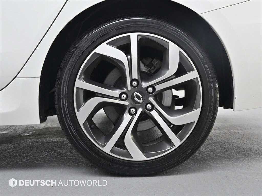 SAMSUNG SM7 - Vista 5