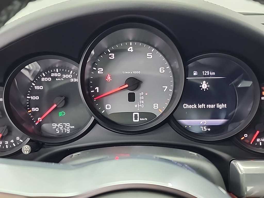 Porsche 911 - Vista 6