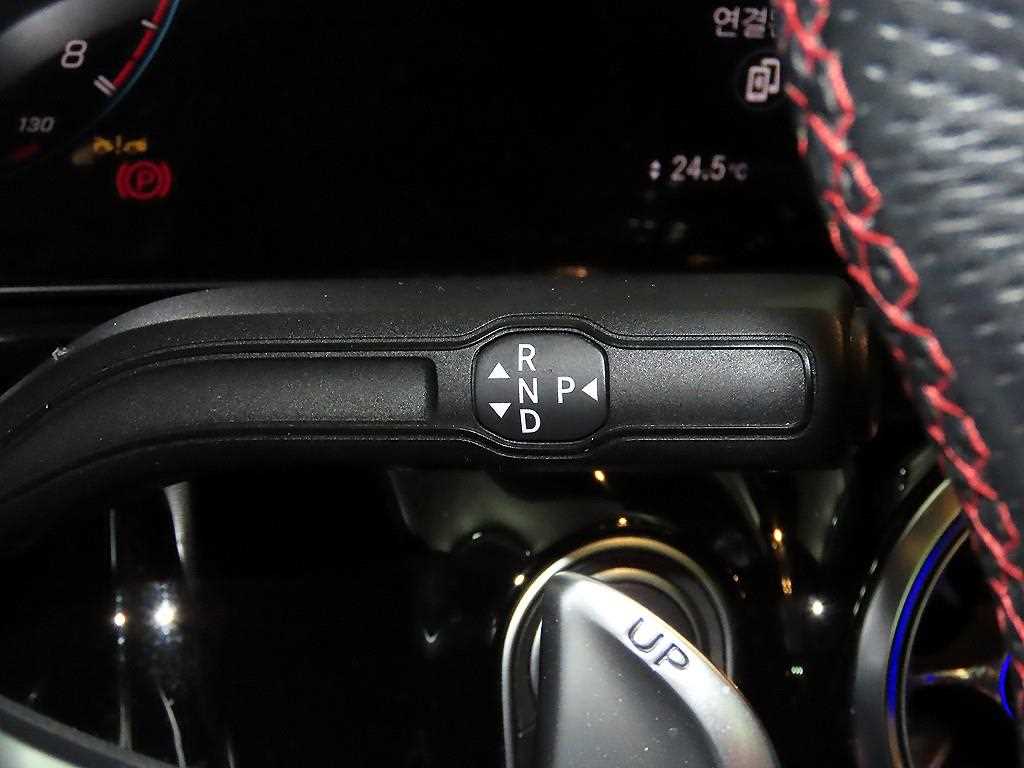 Mercedes Benz GLA Class 2022 Café - Importación desde Corea - HF Imports Iquique - Foto 13