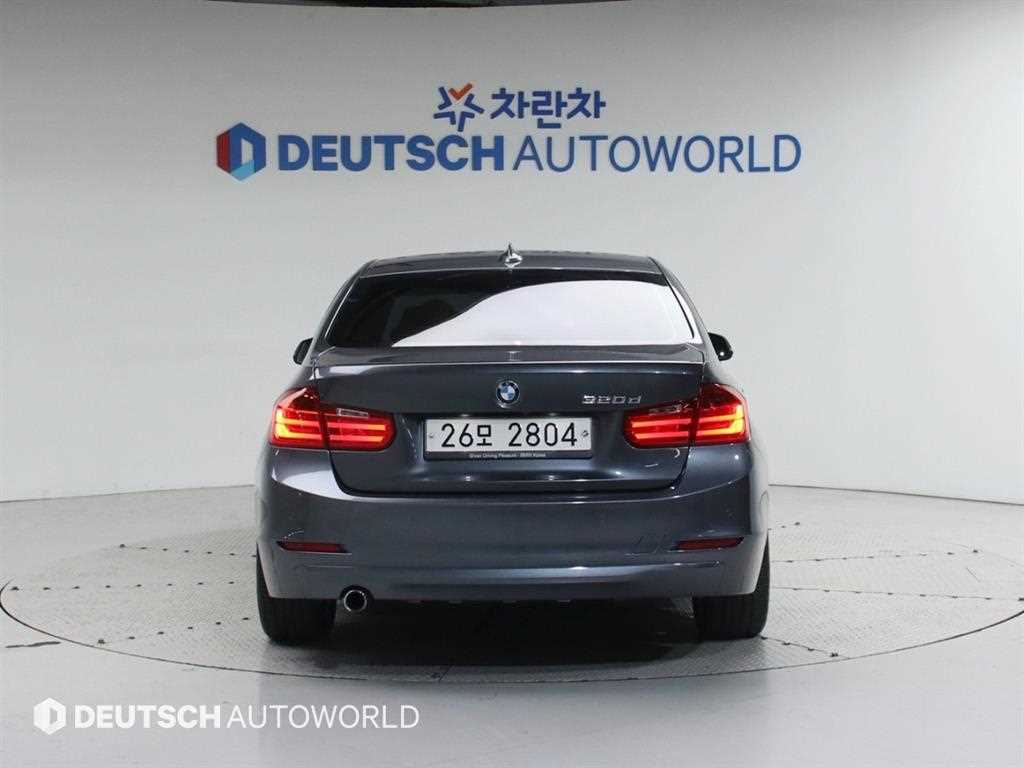 BMW 3 series - Vista 4