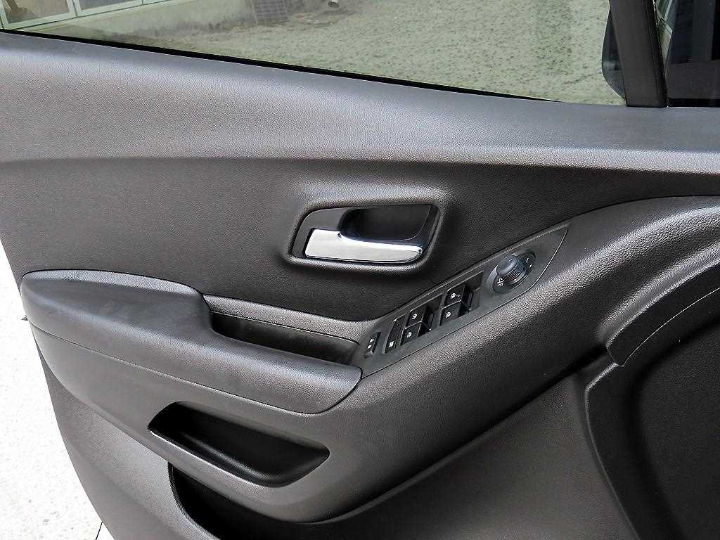 Chevrolet Trax - Vista 11