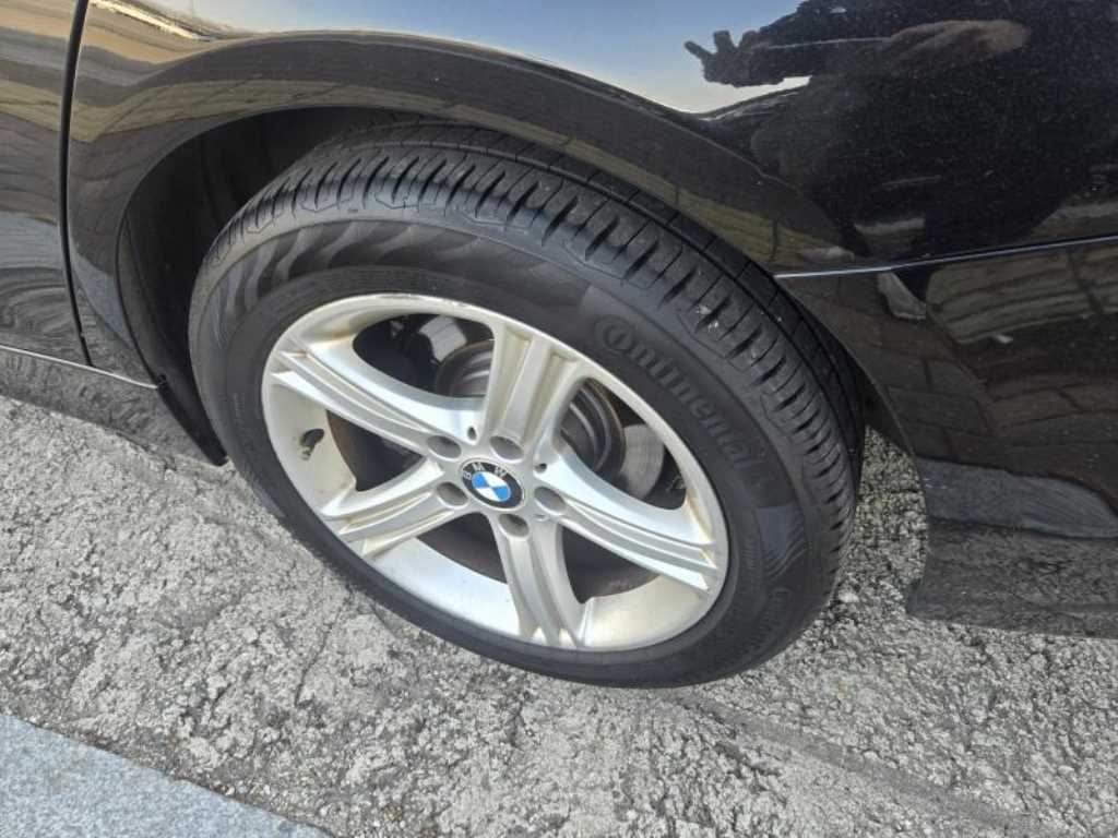 BMW 3 series - Vista 4