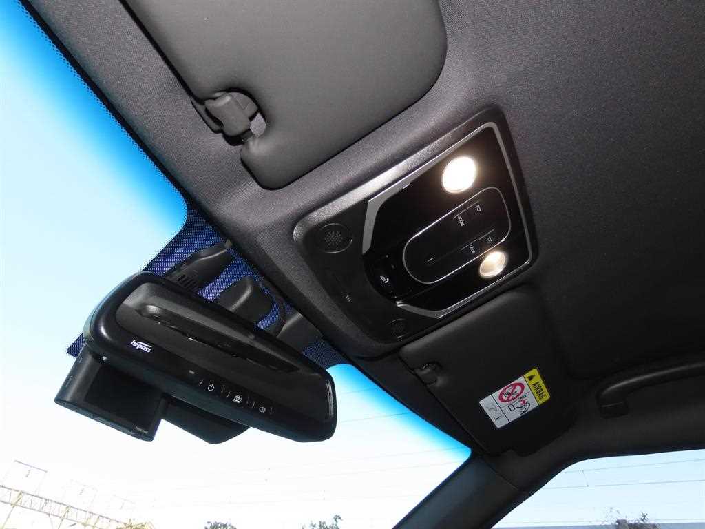 Ssangyong Torres 2023 Blanco - Importación desde Corea - HF Imports Iquique - Foto 15