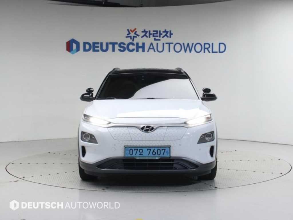 HYUNDAI Kona - Vista 3