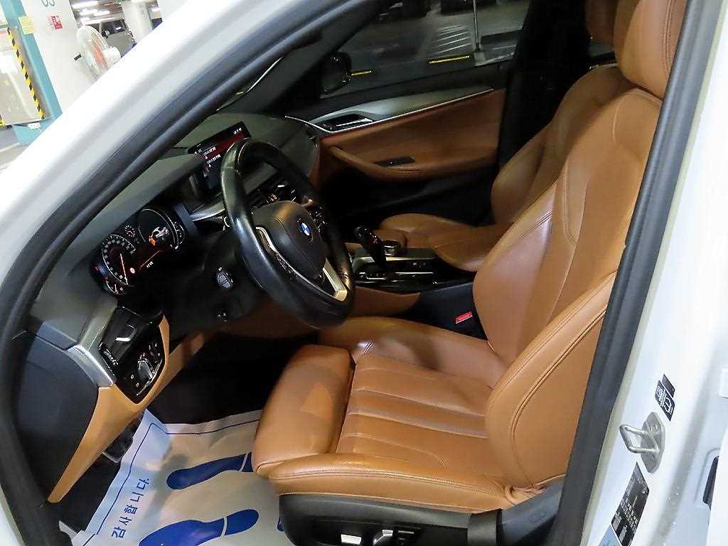 BMW 5 Series - Vista 6