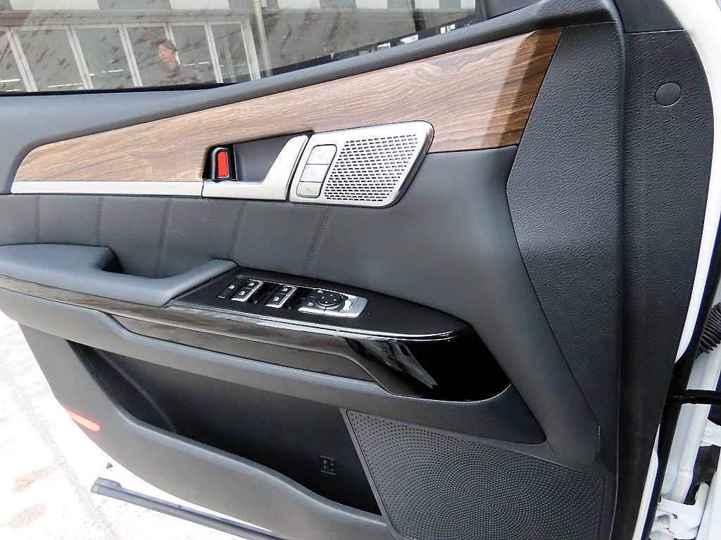 KIA Mohave - Vista 11