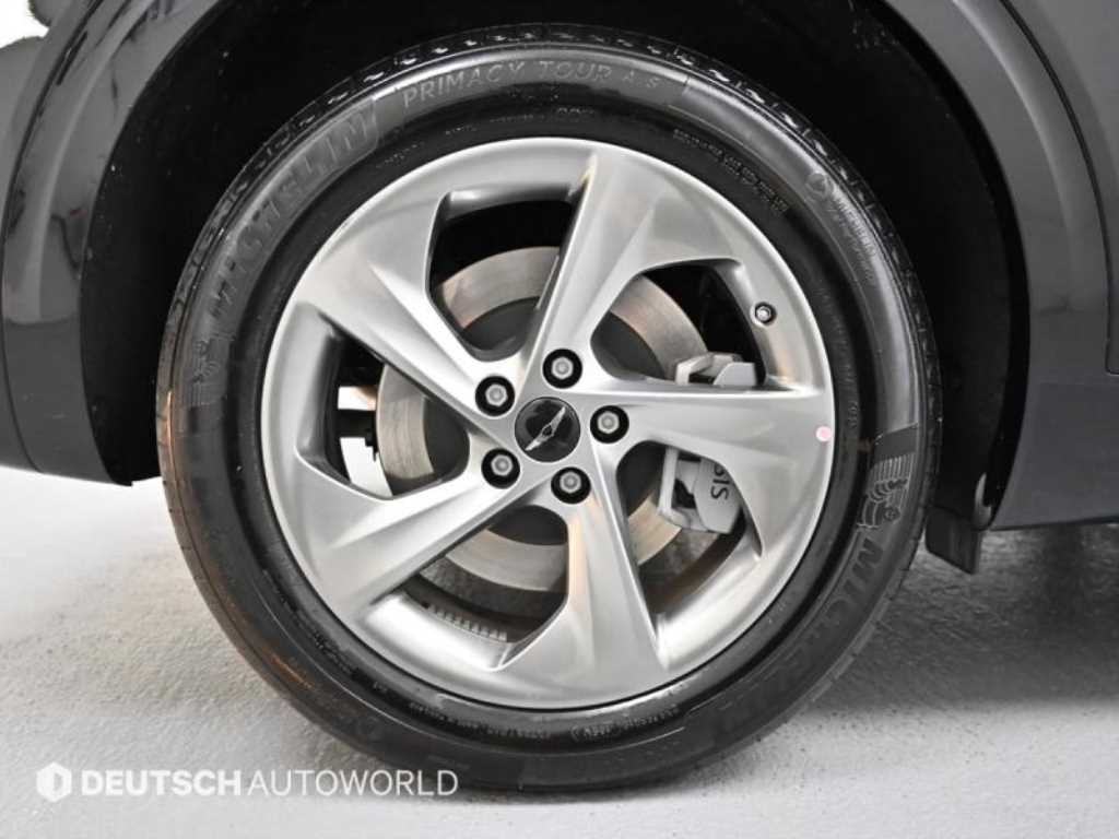 Genesis GV70 - Vista 5